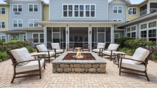 The Carriage House-Patio2