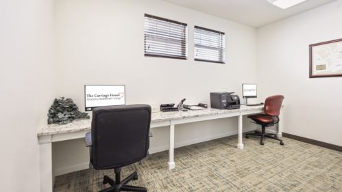 The Carriage House-Business Center