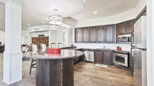 The Carriage House-Bistro